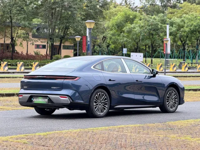 Geely Galaxy Xingyao 8 — Фото автомобиля 29