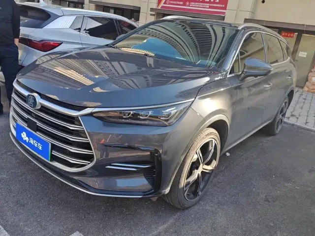 Фотография автомобиля — BYD Tang