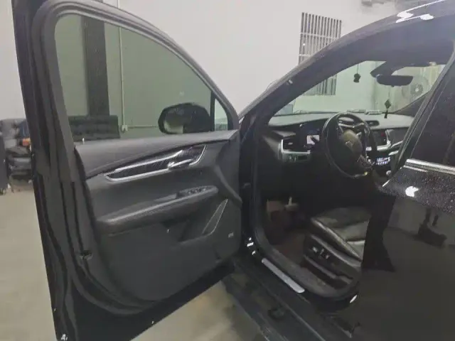 Cadillac XT6 — Фото автомобиля 5