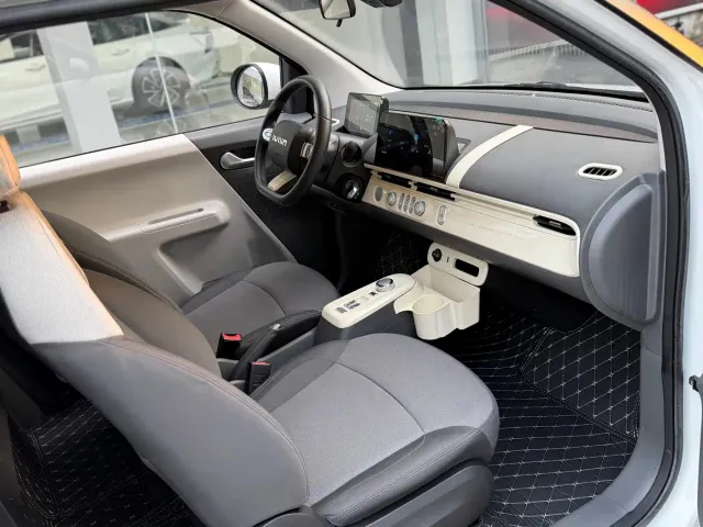 Changan Lumin — Фото автомобиля 8