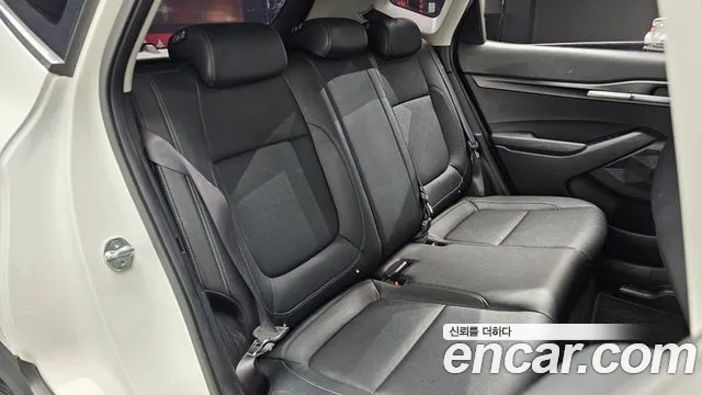 Kia Seltos — Фото автомобиля 12