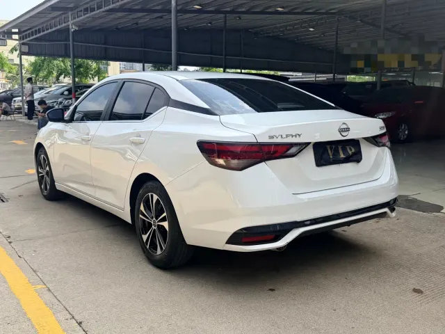 Nissan Sylphy — Фото автомобиля 6