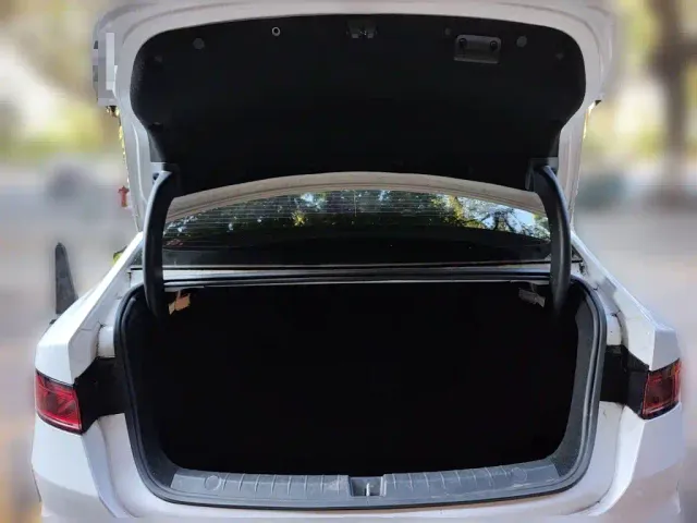 BYD Qin PLUS — Фото автомобиля 9
