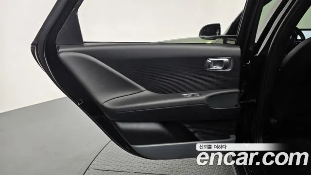 Hyundai Ioniq 6 — Фото автомобиля 14