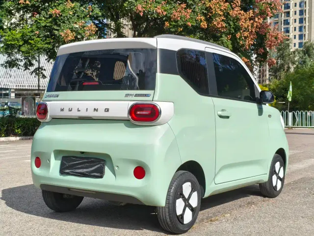 Wuling Hongguang Mini EV — Фото автомобиля 7