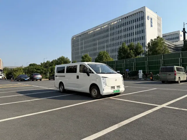 Changan Kuayue Kua Yue Xing Guang EV — Фото автомобиля 3