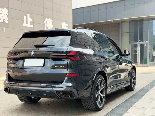BMW X5 — Фото автомобиля 21