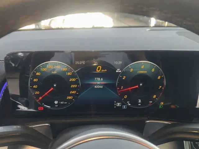 Mercedes-Benz GLB-Class — Фото автомобиля 7