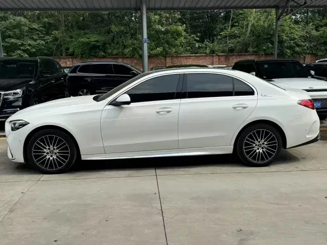Mercedes-Benz C-Class — Фото автомобиля 5