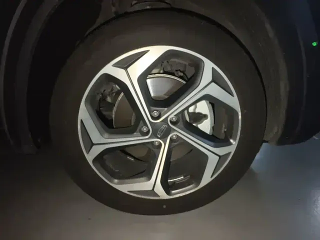 Geely Xingyue L — Фото автомобиля 8