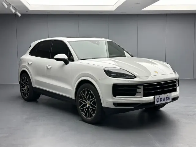 Porsche Cayenne — Фото автомобиля 3