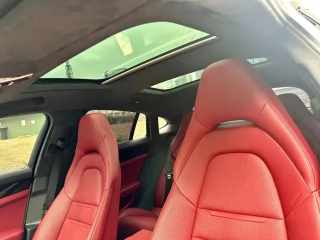 Porsche Panamera — Фото автомобиля 15