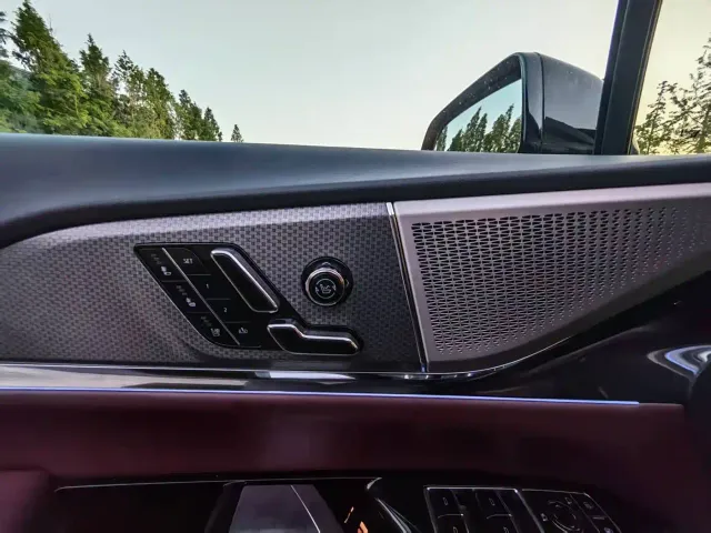 Cadillac XT5 — Фото автомобиля 15