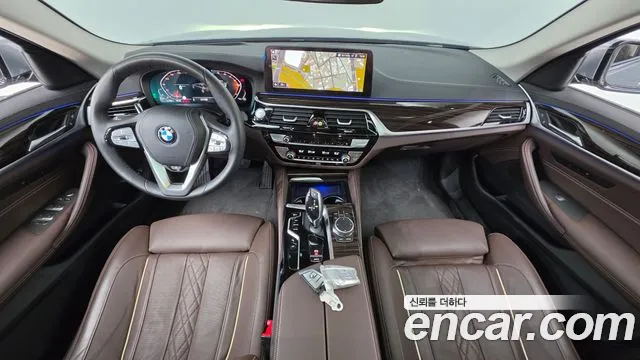 BMW 5-Series 5 серия (G30) 523d Luxury — Фото автомобиля 7