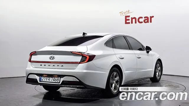 Hyundai Sonata Sonata (DN8) 2.0 LPG(Для проката) — Фото автомобиля 2