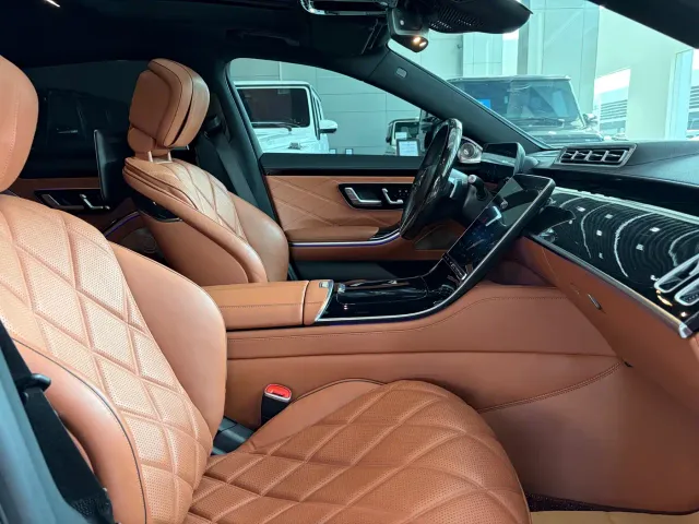 Mercedes-Benz Maybach S-Class — Фото автомобиля 11