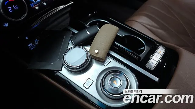 Genesis G80 RG3 — Фото автомобиля 12