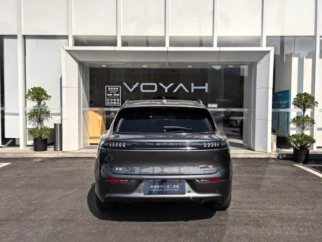 Voyah FREE — Фото автомобиля 6