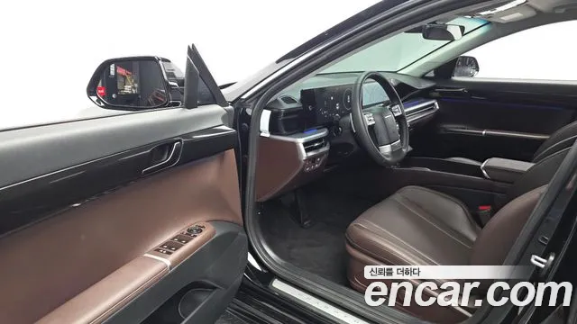 Hyundai Grandeur GN7 — Фото автомобиля 14