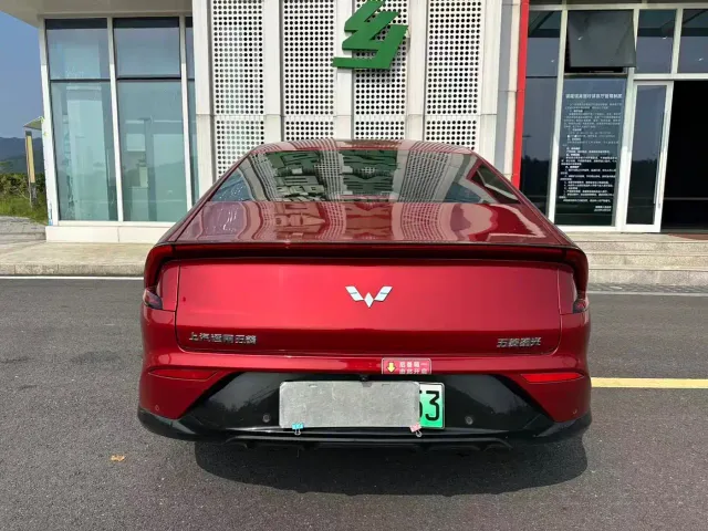 Wuling Starlight — Фото автомобиля 27