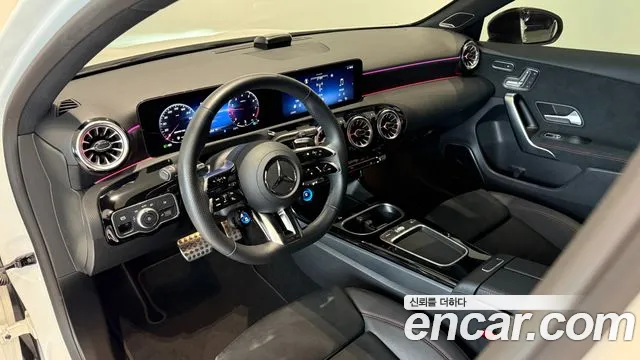 Mercedes-Benz A-Class W177 — Фото автомобиля 15