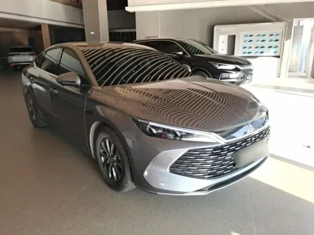 BYD Qin L — Фото автомобиля 3