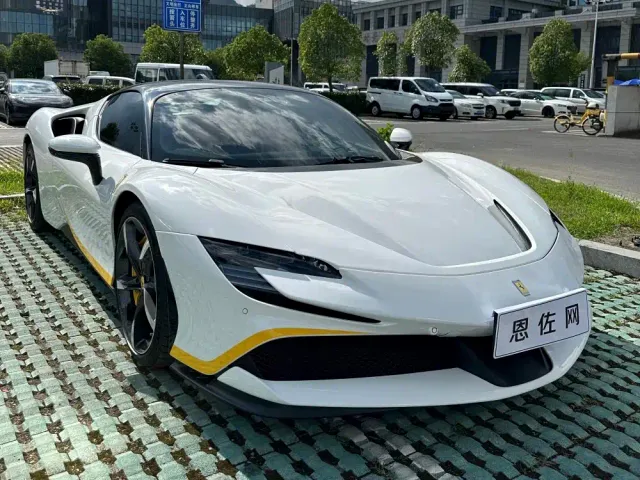Ferrari SF90 — Фото автомобиля 8