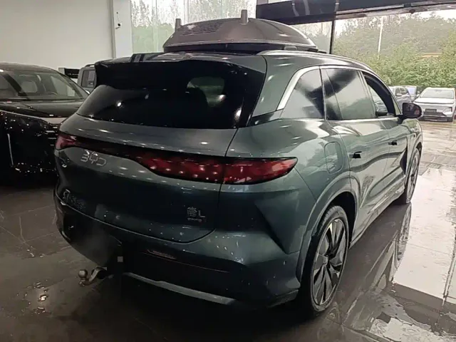 BYD Tang L — Фото автомобиля 6