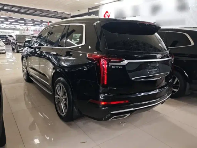 Cadillac XT6 — Фото автомобиля 4