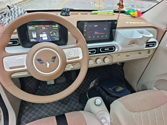 Wuling Hongguang Mini EV — Фото автомобиля 9