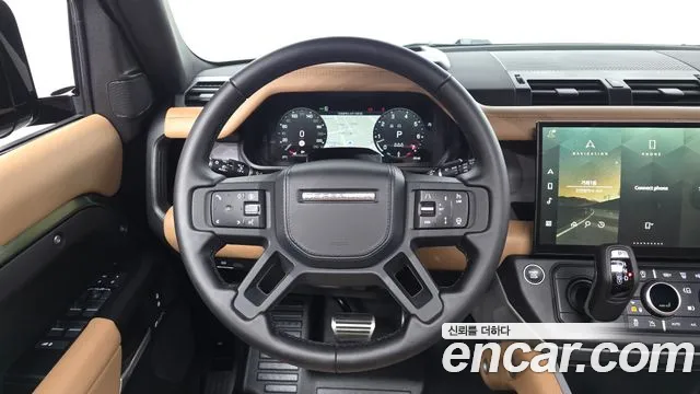 Land Rover Defender — Фото автомобиля 13