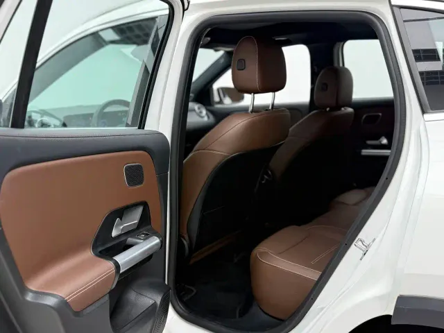Mercedes-Benz EQA — Фото автомобиля 6