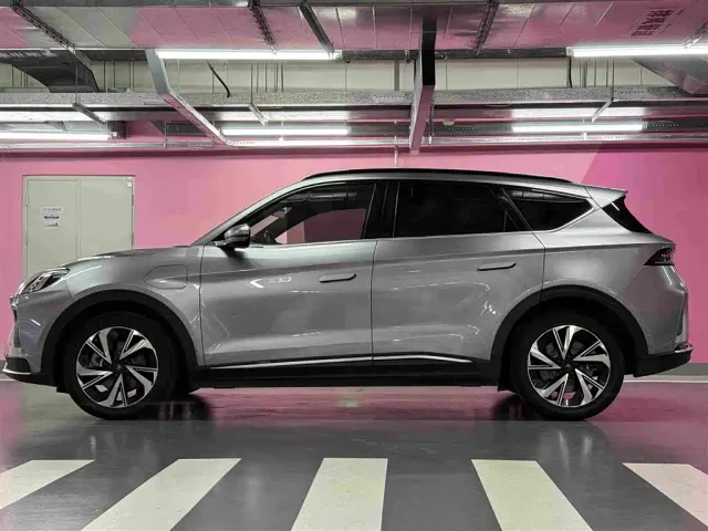 Arcfox Alpha T — Фото автомобиля 3