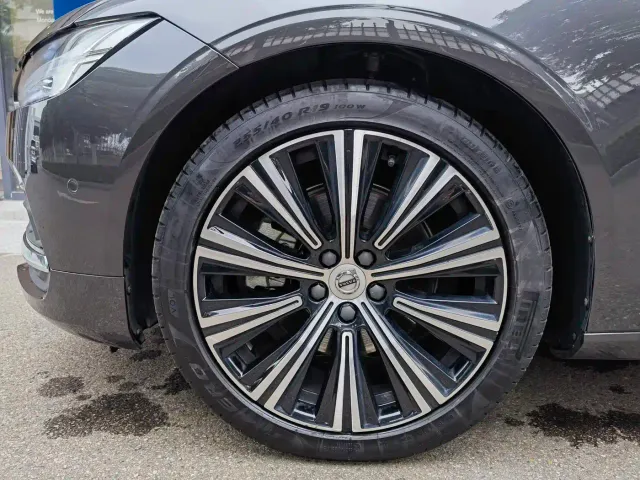Volvo S90 — Фото автомобиля 18