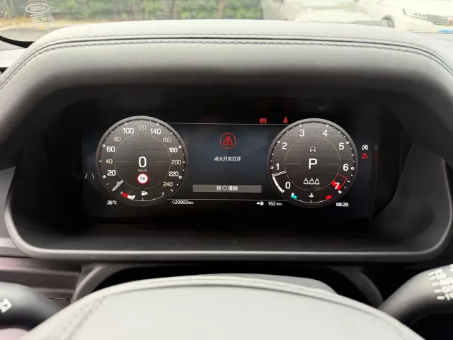 Land Rover Defender — Фото автомобиля 5