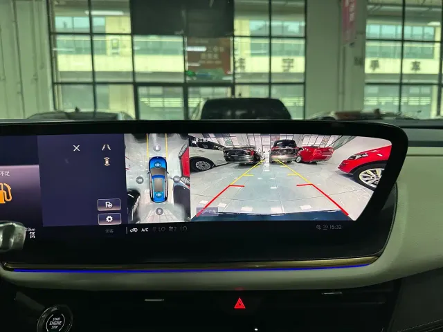 Buick Envision Plus 2024 Enclave Plus 4WD Avenir Aivia — Фото автомобиля 17