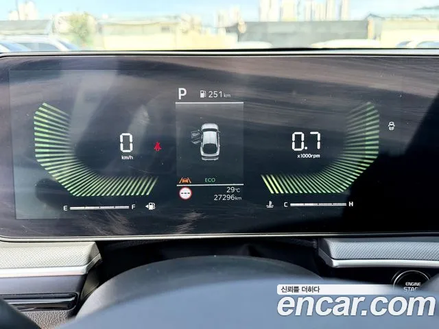 Kia K5 Новый K5 3 поколение 2.0 LPi(Для проката) — Фото автомобиля 9