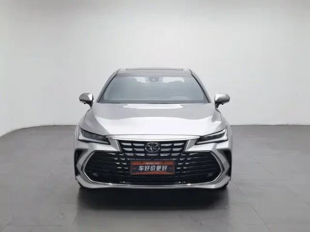 Toyota Avalon — Фото автомобиля 3