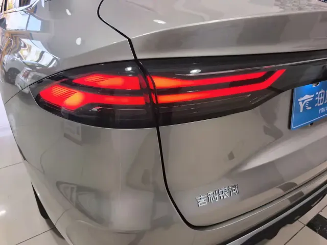 Geely Galaxy Stellar 6 — Фото автомобиля 8
