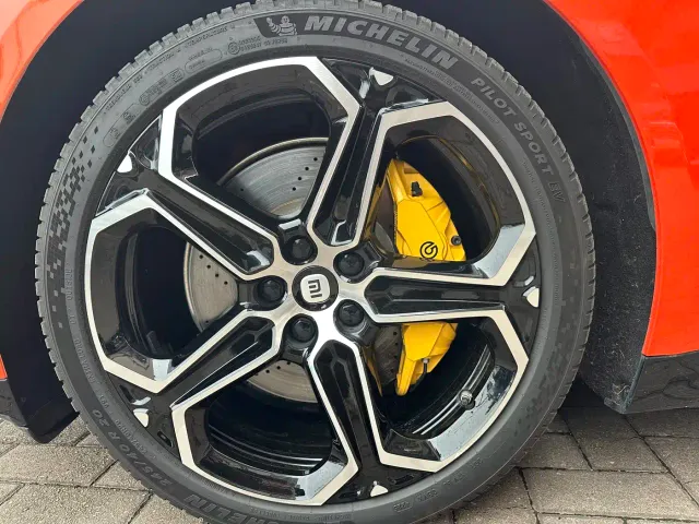 Xiaomi SU7 — Фото автомобиля 10