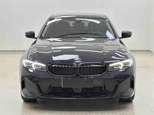 BMW 3 Series — Фото автомобиля 2