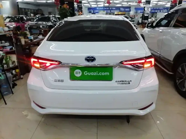 Toyota Corolla — Фото автомобиля 5