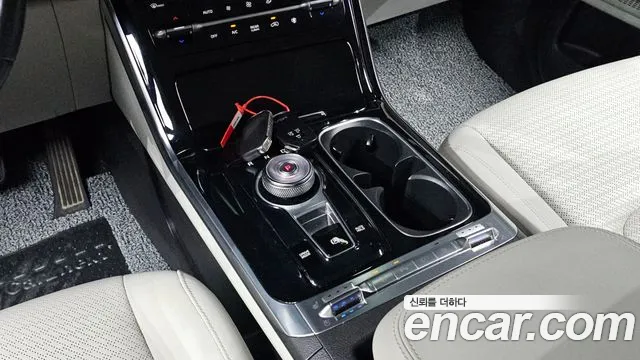Kia Canival Carnival 4 поколение Дизель 9 мест Signature — Фото автомобиля 8