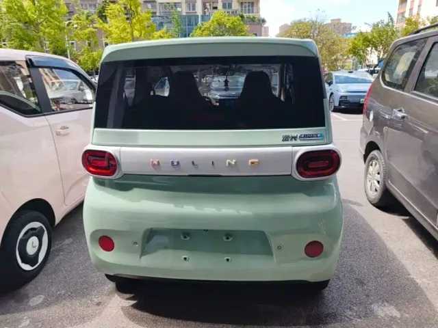 Wuling Hongguang Mini EV — Фото автомобиля 5
