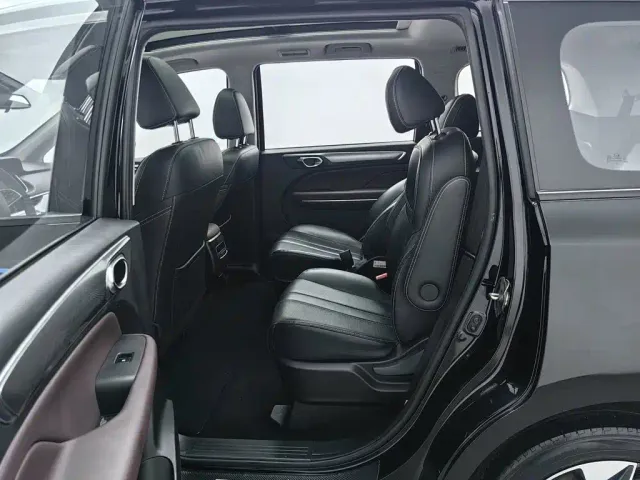 GAC Trumpchi M6 — Фото автомобиля 15