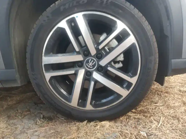 BYD Song L DM-i — Фото автомобиля 24