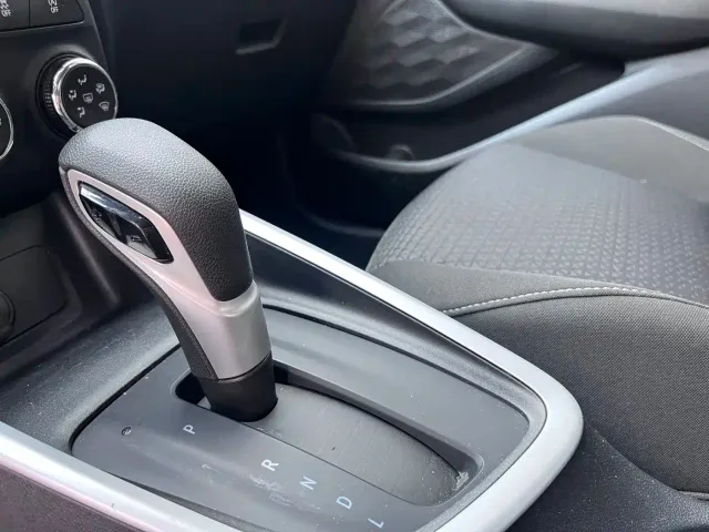 Chevrolet Cavalier — Фото автомобиля 10