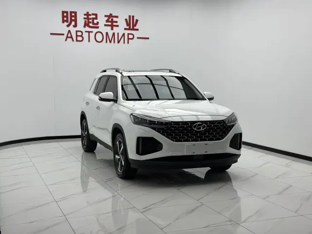 Hyundai ix35 — Фото автомобиля 3