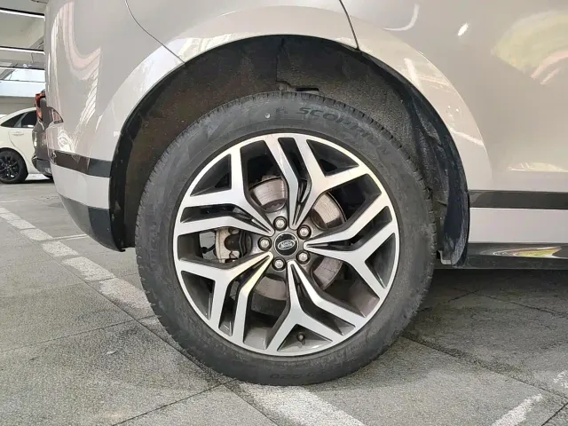 Land Rover Range Rover Evoque — Фото автомобиля 18