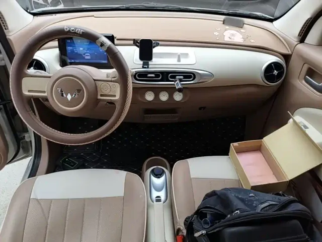 Wuling Hongguang Mini EV — Фото автомобиля 9